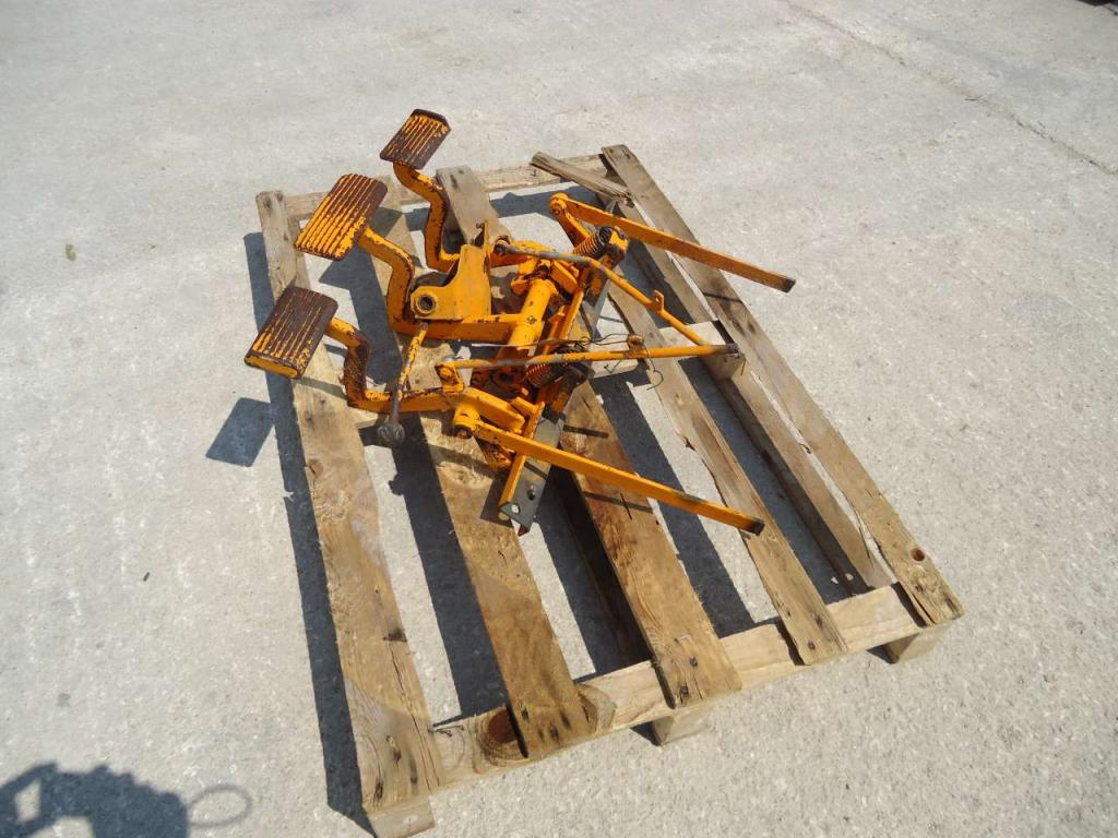 Pedalera para Fiat Allis FL9 Foto 3
