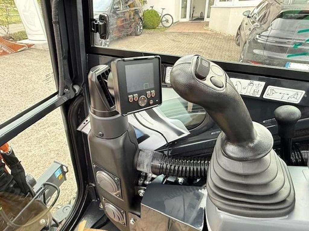 Hitachi ZX26 U-6 Foto 5