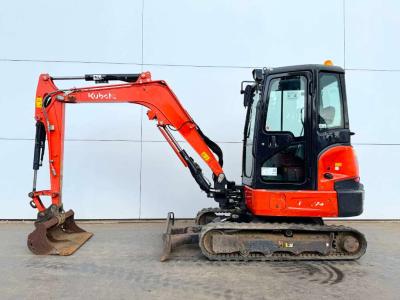 Kubota KX037-4 - Hammer Lines / Quick Coupler vendida por Boss Machinery