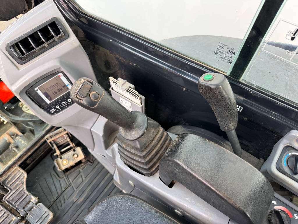 Kubota KX037-4 - Hammer Lines / Quick Coupler Foto 11