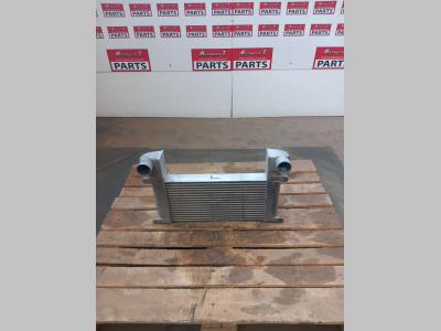 Radiador intercooler para Hitachi ZX130 vendida por Massucco T. Srl Area Ricambi
