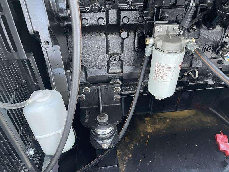 Cummins 220 kVA Foto 18