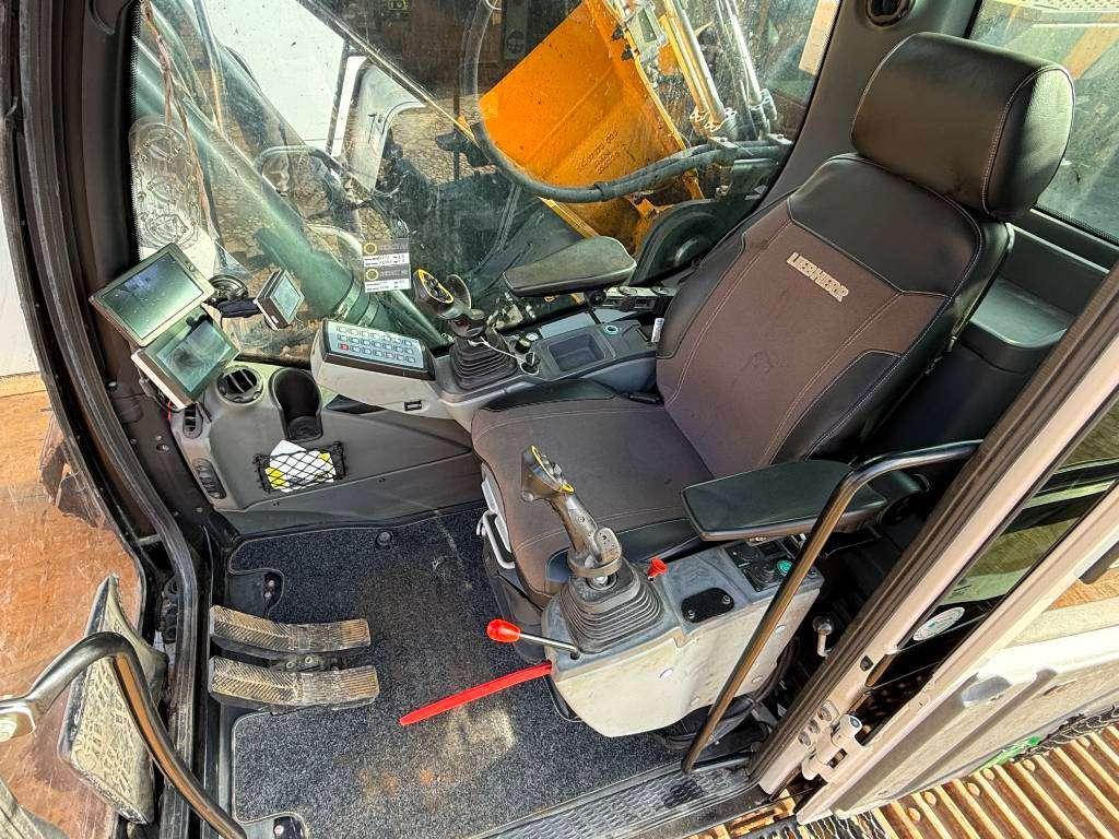 Liebherr R930 LC V - FULL SPEC / OilQuick / Joystick Ride Foto 8