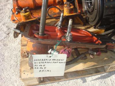Coperchi per frizioni di sterzo para Fiat Allis FL14E, AD14E vendida por OLM 90 Srl