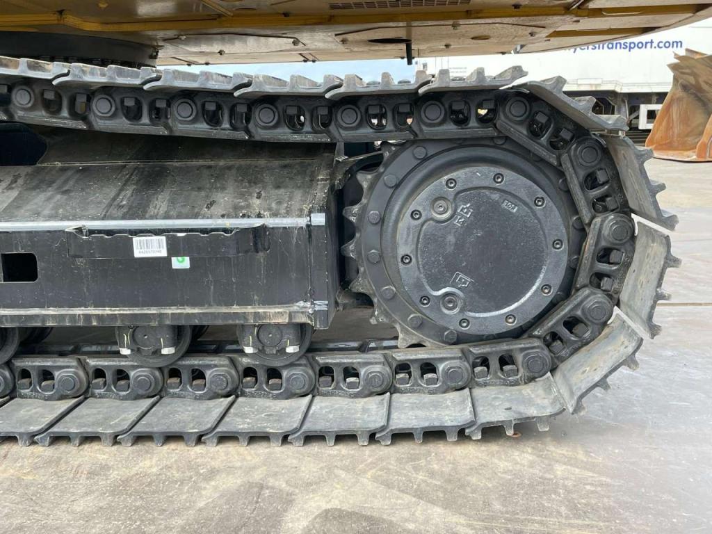 Caterpillar 323D3 Foto 12