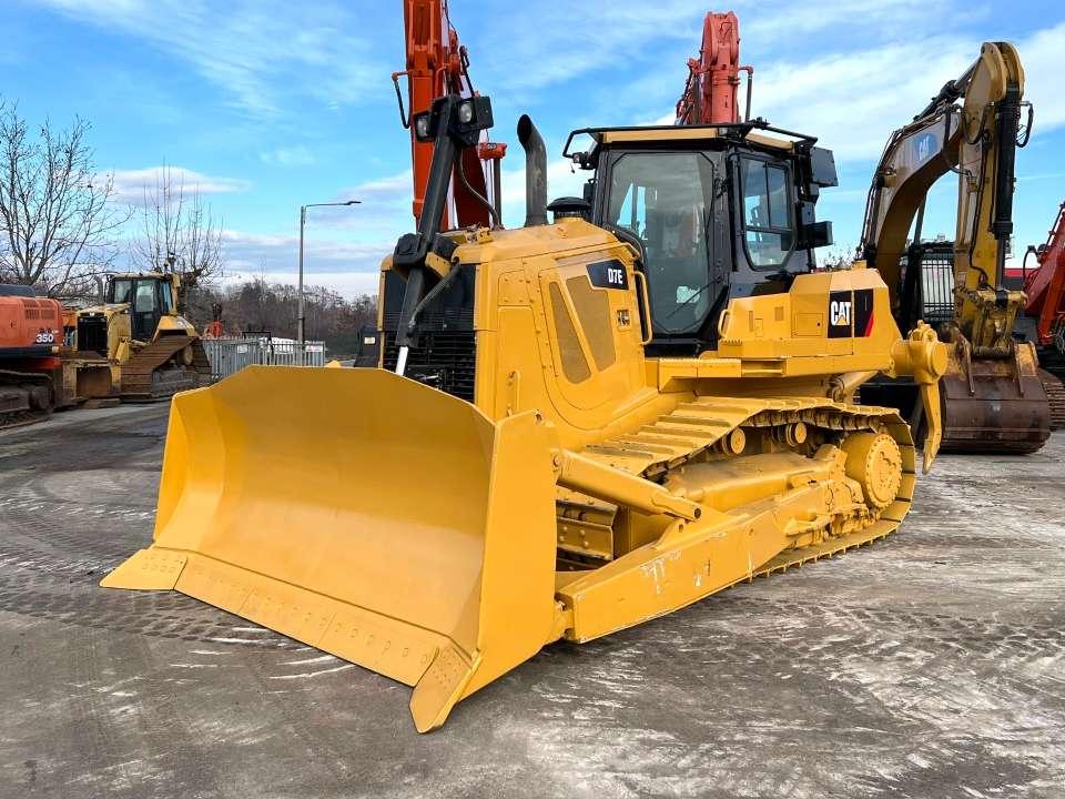 Caterpillar D7E Foto 1