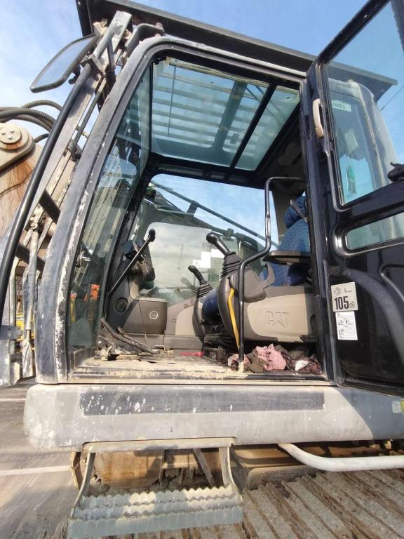 Caterpillar 330DL Foto 3