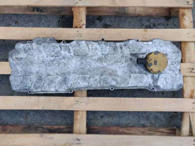 Tapa de balancines para Caterpillar C9 vendida por CERVETTI TRACTOR Srl