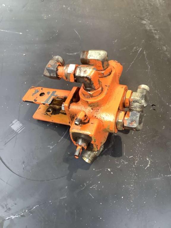 Distribuidor hidraulico para Fiat Hitachi EX 235 Foto 2