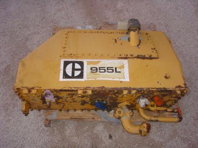 Depósito para aceite para Caterpillar 955L/955K vendida por OLM 90 Srl