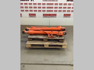 Cilndro de levantamiento para Hitachi ZX130 vendida por Massucco T. Srl Area Ricambi