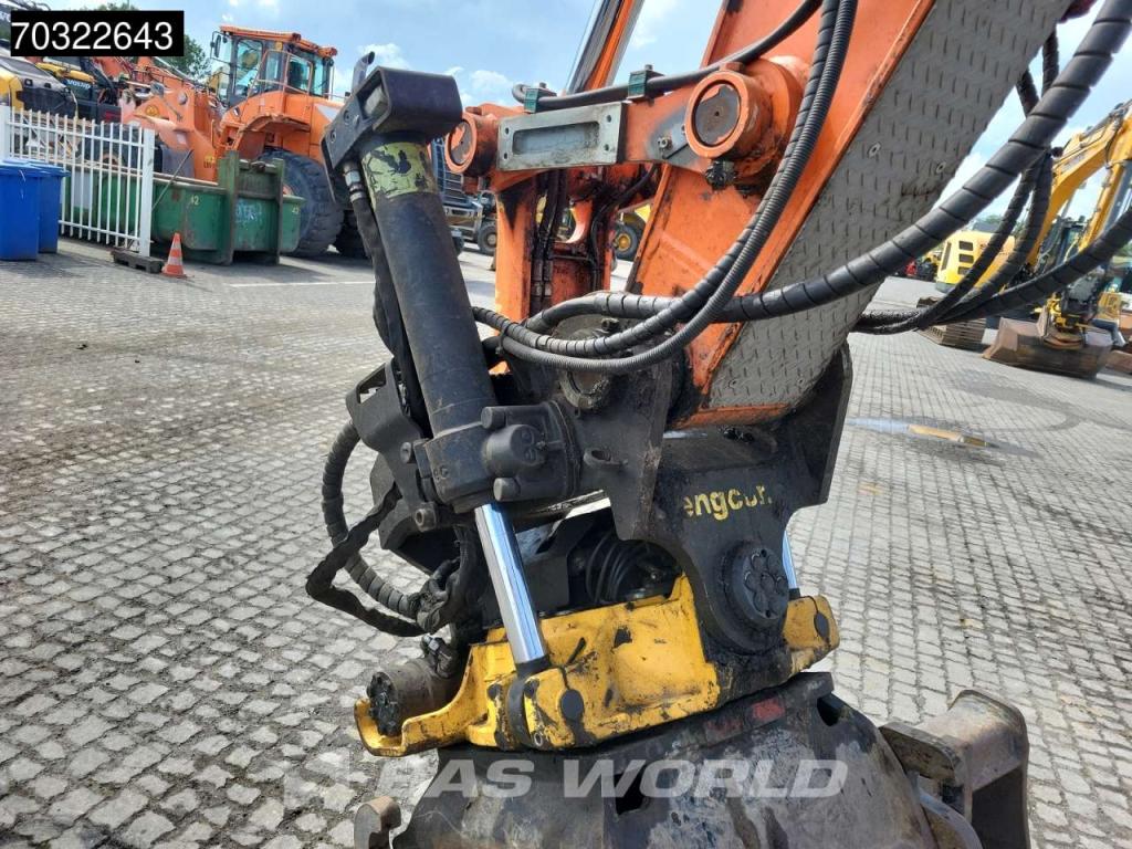 Hitachi ZX140W -5B Foto 12