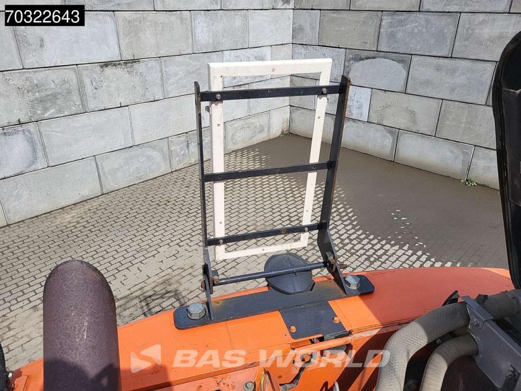 Hitachi ZX140W -5B Foto 23