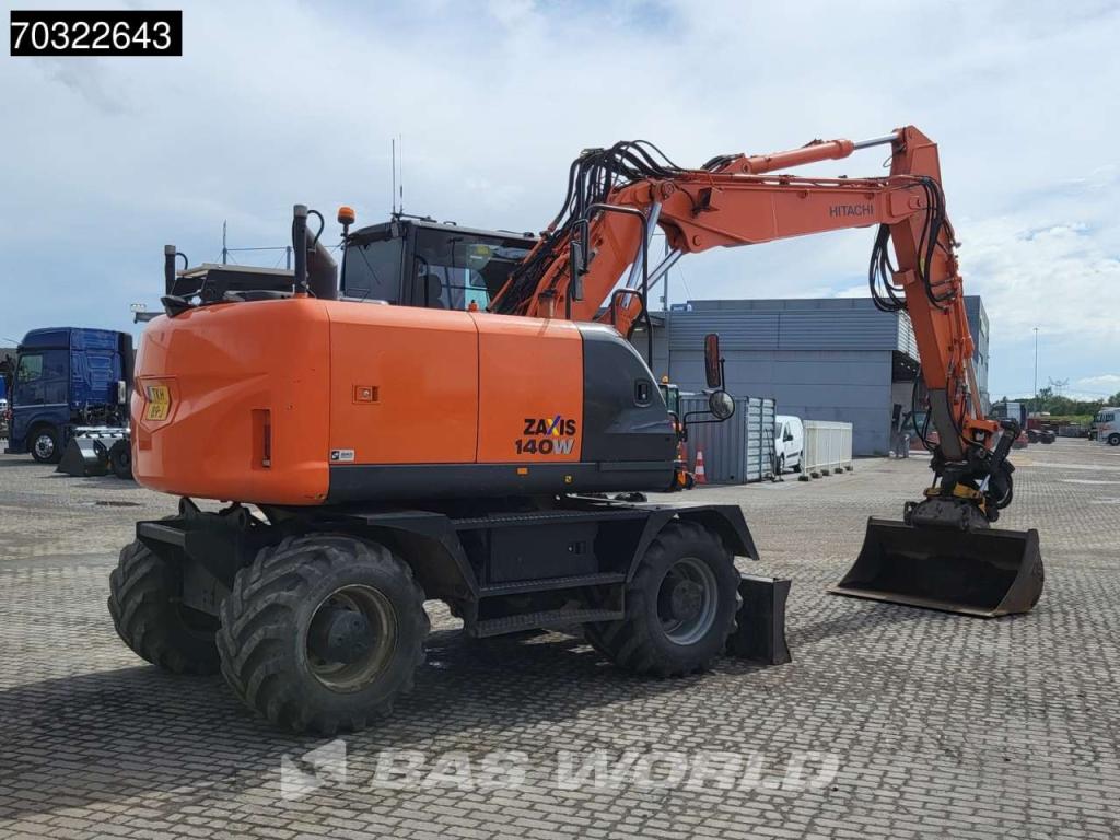 Hitachi ZX140W -5B Foto 5