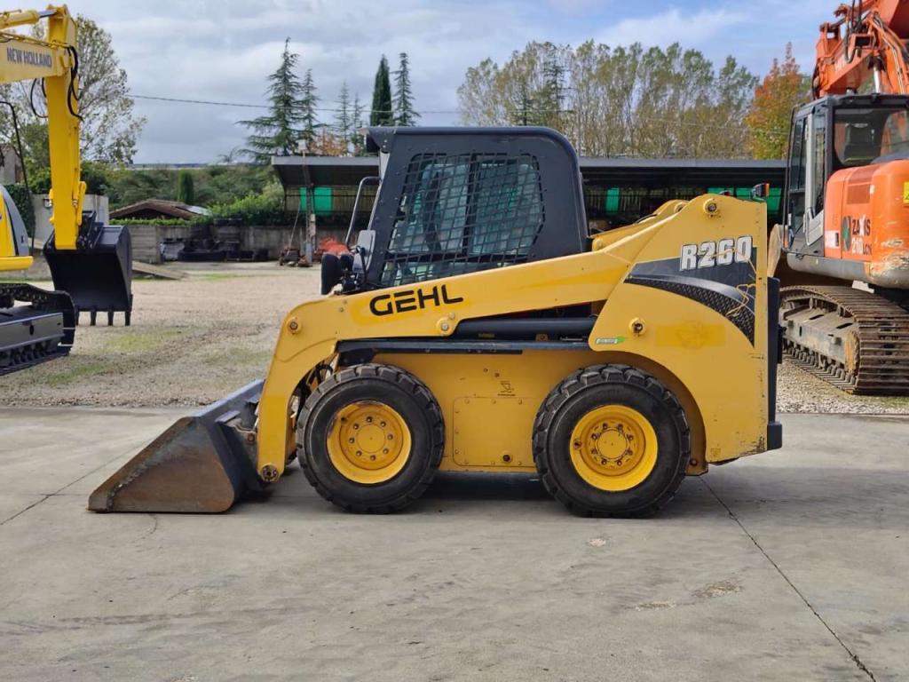 Gehl R 260 Foto 1