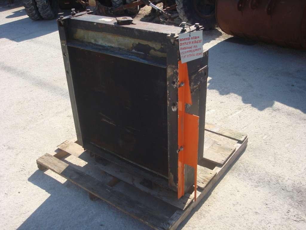 Radiador de agua para Fiat Hitachi 150W3 Foto 1