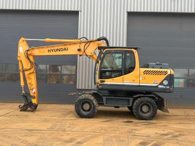 Hyundai Robex 180W-9A vendida por Big Machinery