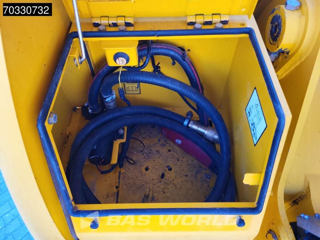 JCB JS145 W Foto 13