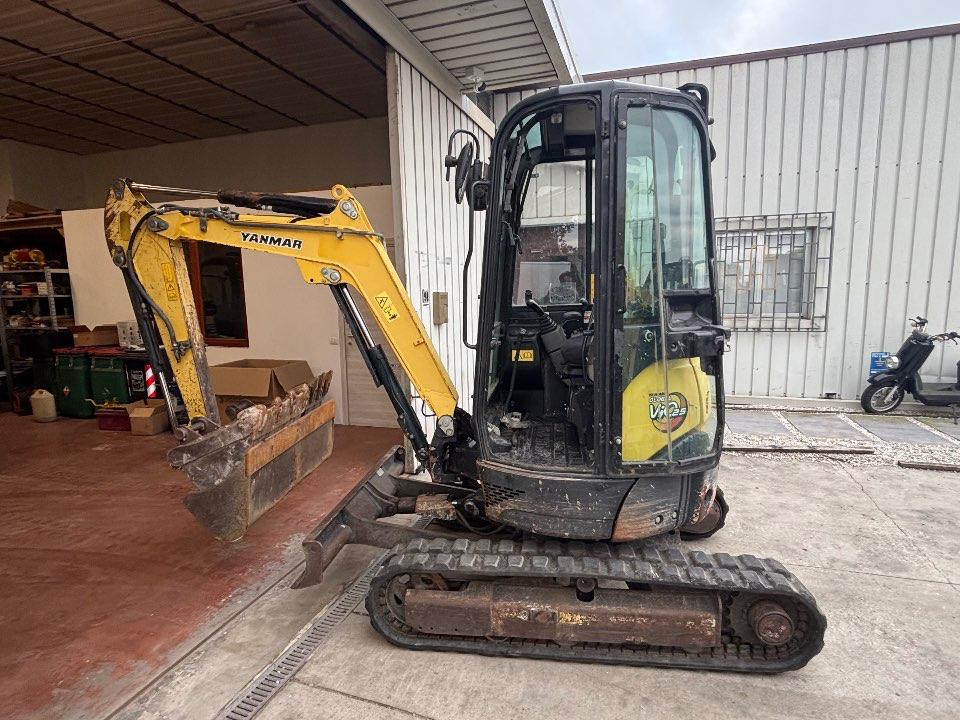Yanmar Vio 25 Foto 1