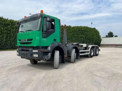Iveco TRAKKER AD340T41 USATO SCARRABILE vendida por Aurora Srl
