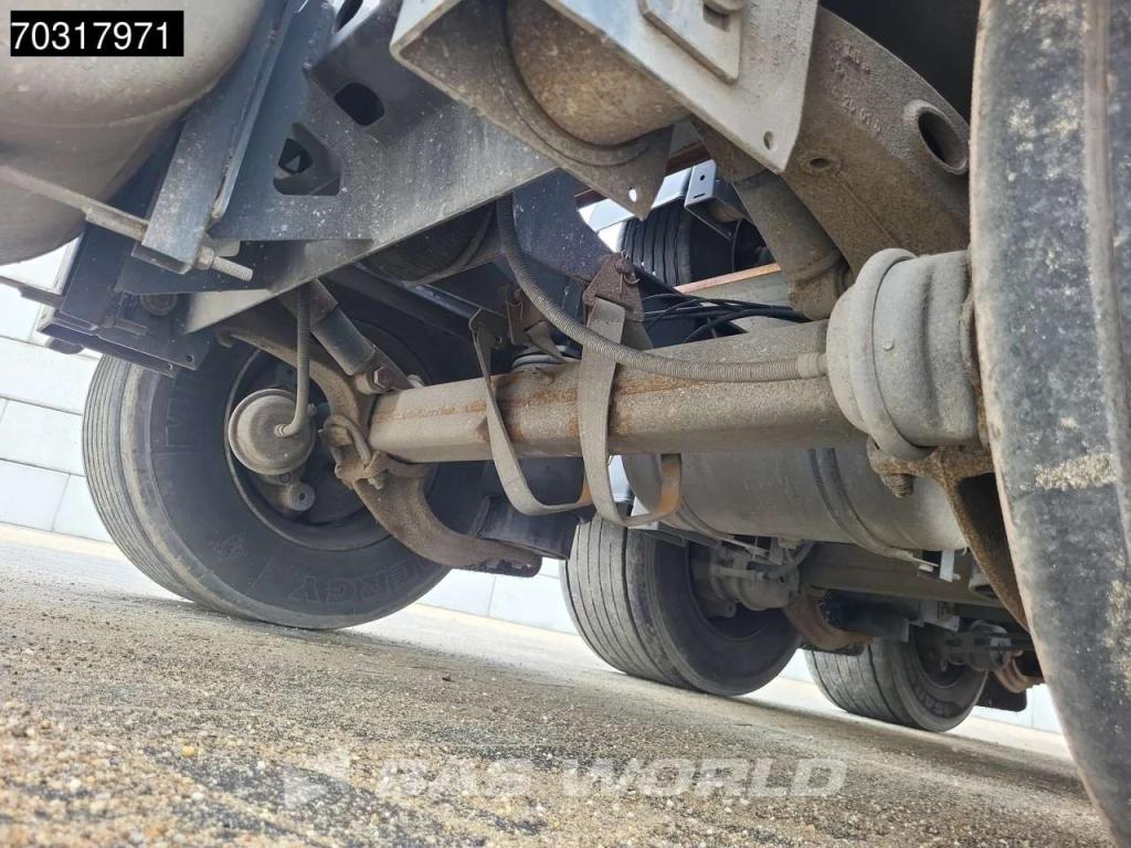 Kässbohrer 3 axles APK 08/26 Foto 21