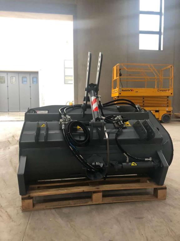 CM MIX 300 -Attacco per trattore Foto 2