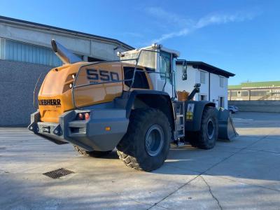 Liebherr L 550 vendida por Metec Srl