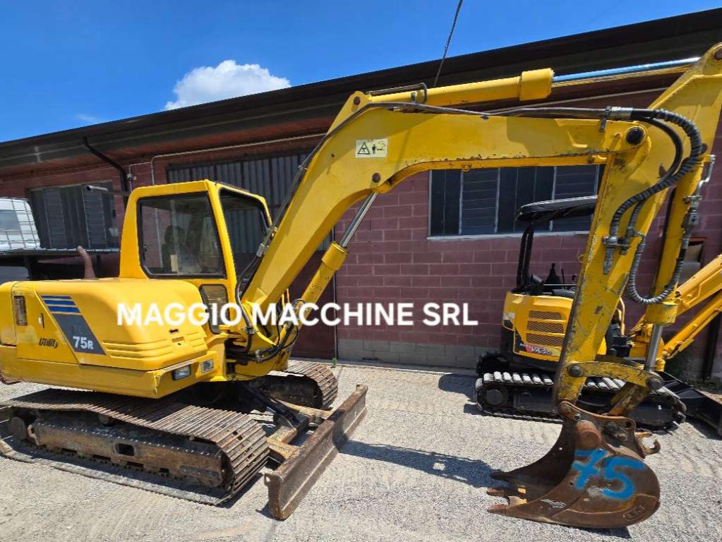 Komatsu PC 75 R Foto 2