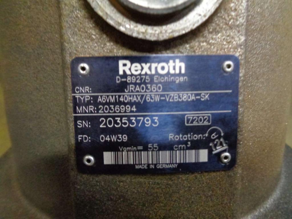 Motor de tracción para JCB JS 200 W Foto 3