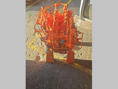 Distribuidor hidraulico para Fiat Hitachi ex 215 vendida por Off Meccaniche Bonanni di B.