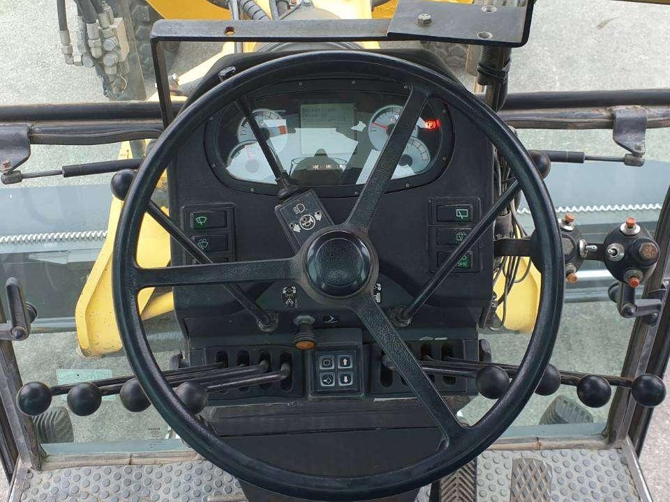 New Holland F.156.6/A Foto 9