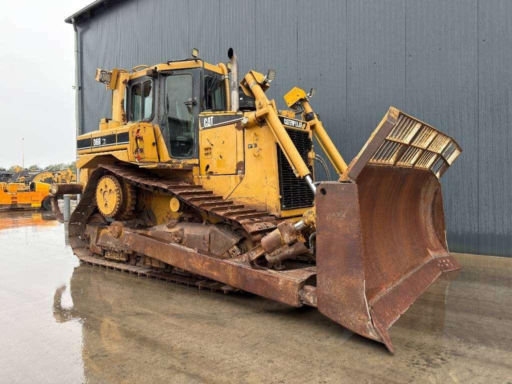 Caterpillar D 6 R XL III Foto 2