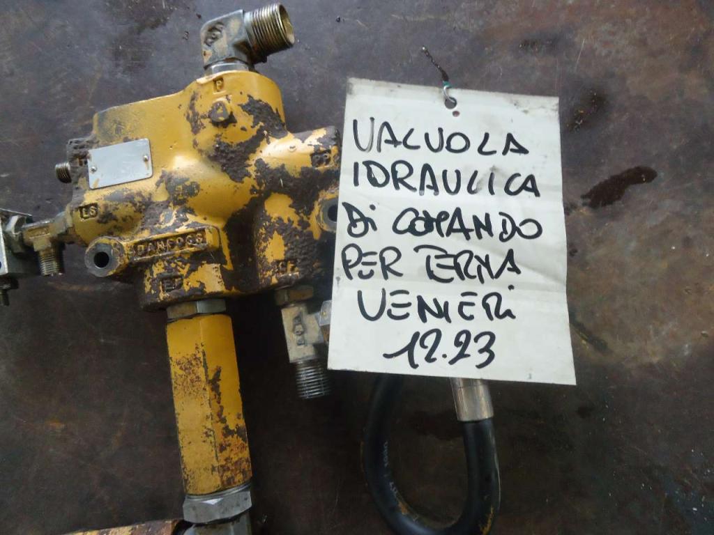 Válvula hidráulica para Venieri 12.23 Foto 3