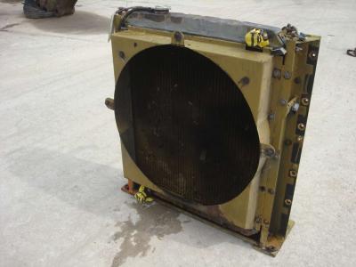 Radiador de aceite y agua para Fiat Hitachi FH 200 vendida por OLM 90 Srl