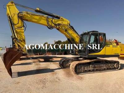 New Holland E245C Foto 1