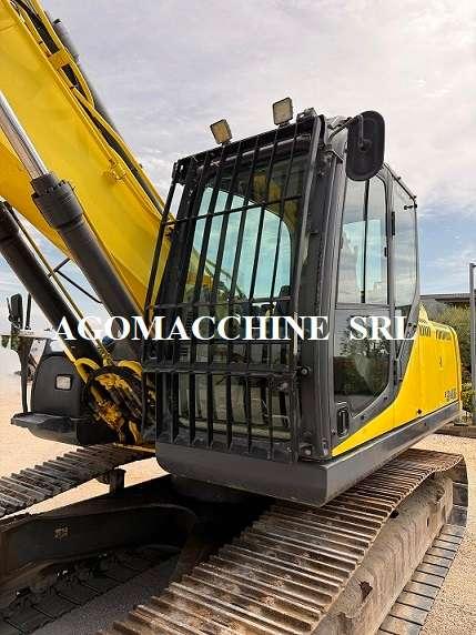 New Holland E245C Foto 9