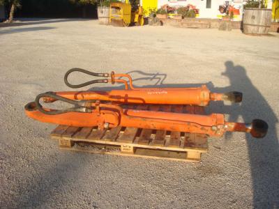 Pistón de rotación de la cuchara para Fiat Allis FL14E vendida por OLM 90 Srl