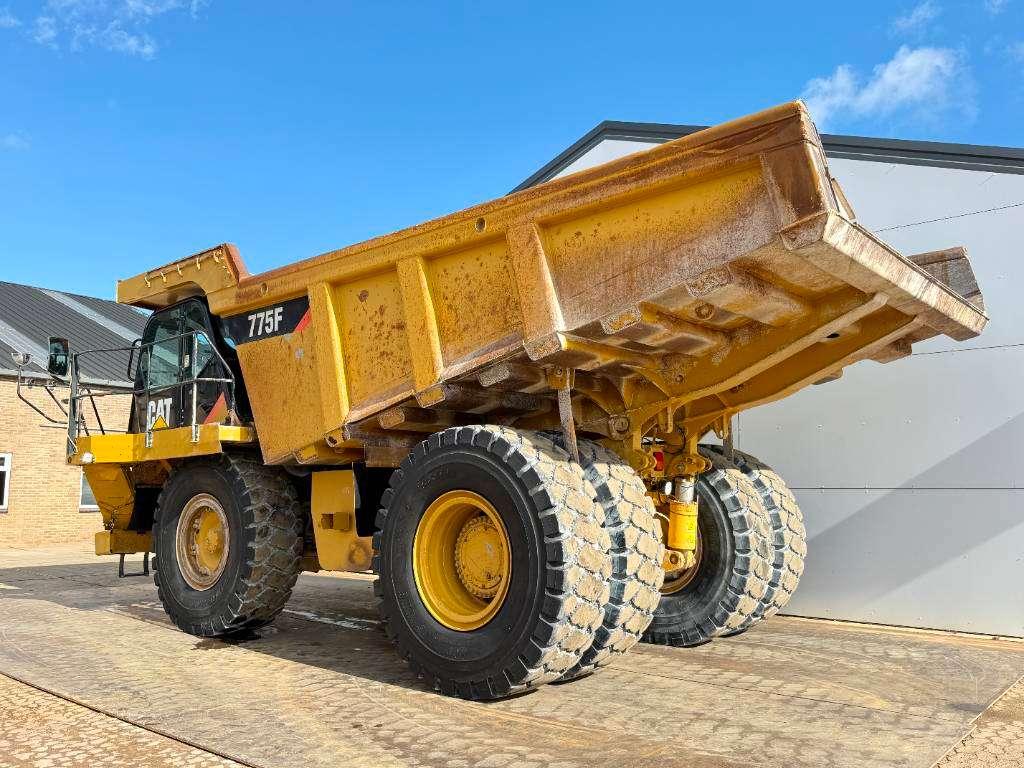Caterpillar 775F - German Machine / Auto Greasing Foto 3