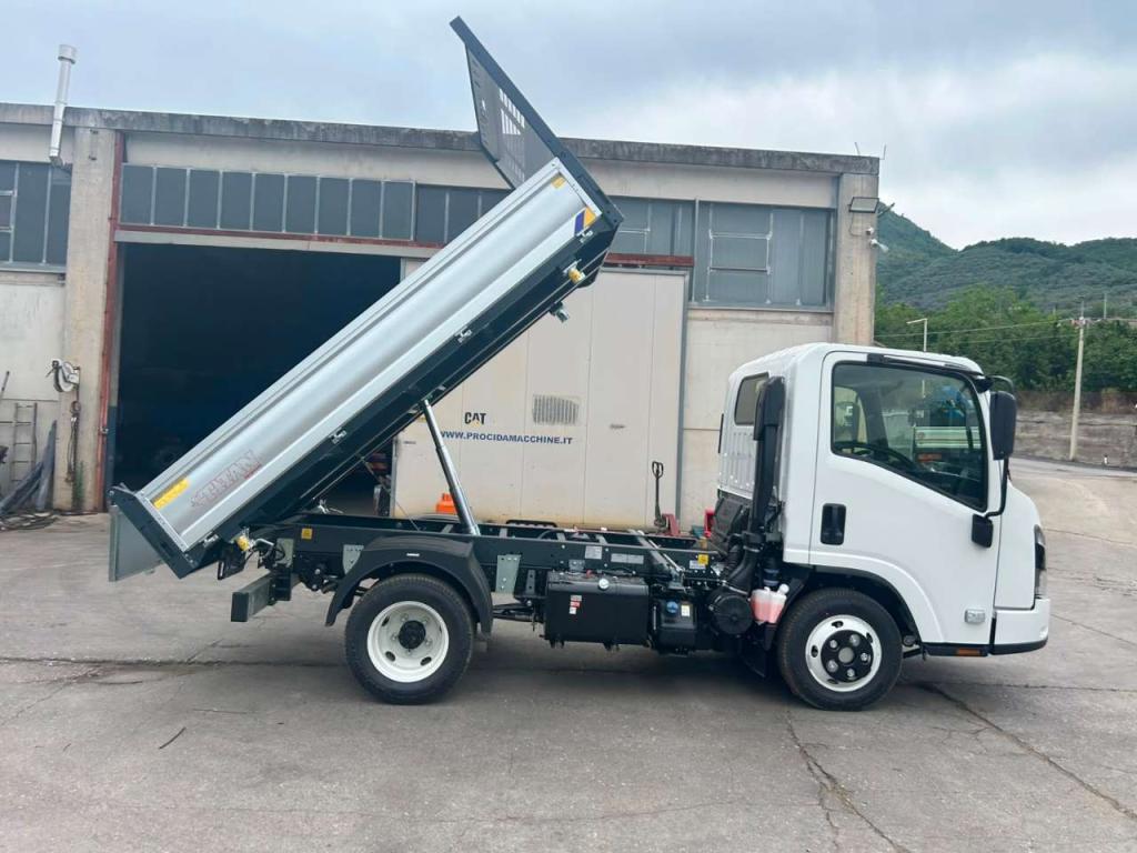 Isuzu M27 NEW GENERATION Foto 14