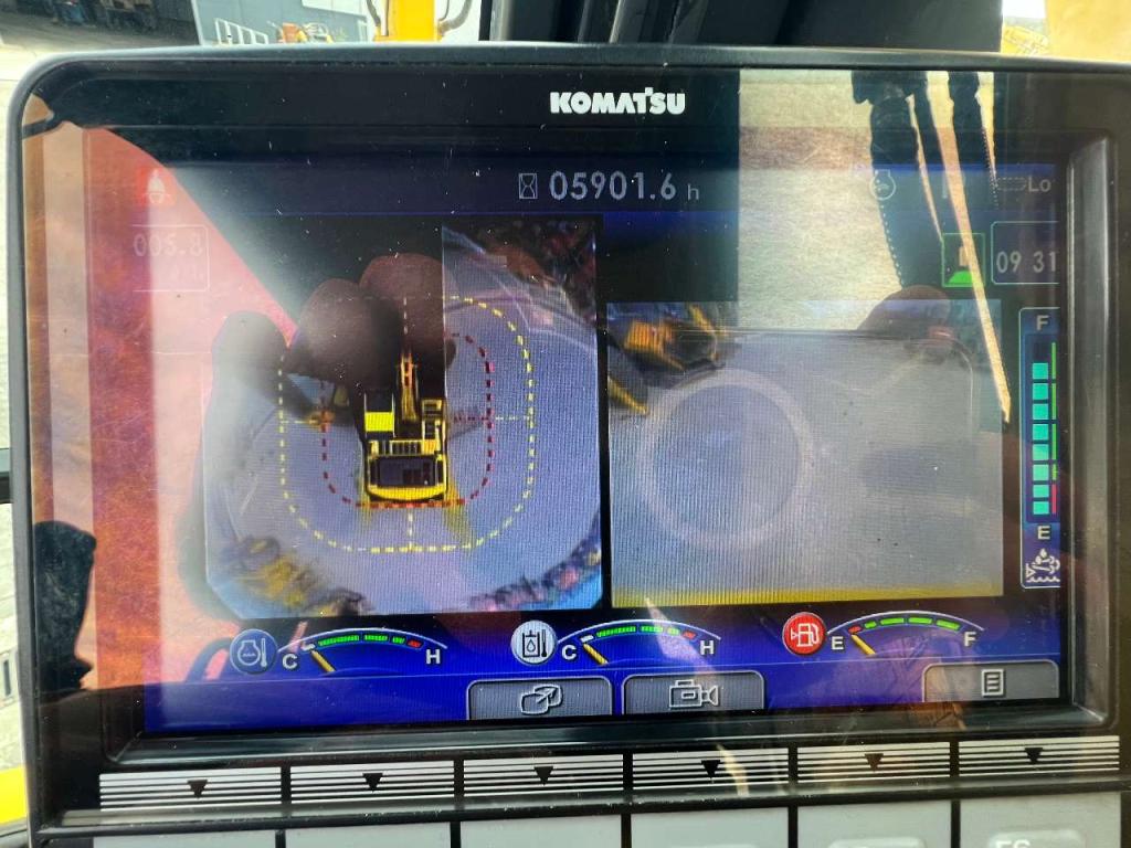 Komatsu PC210NLC-11 Foto 19