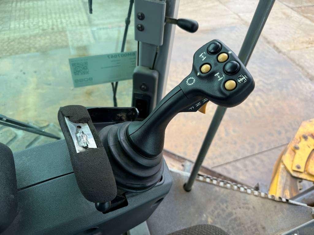 Caterpillar 14M - Joysticks / 4.27m Blade + 3 Tine Ripper Foto 7