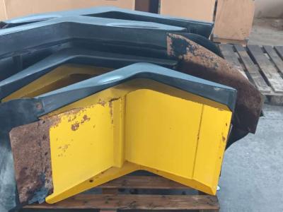 Guardabarro para Komatsu WA 380-6 vendida por Metec Srl Area Ricambi