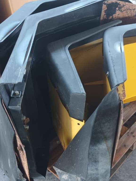 Guardabarro para Komatsu WA 380-6 Foto 3