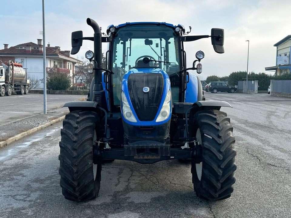 New Holland T5.120 4x4 Foto 16