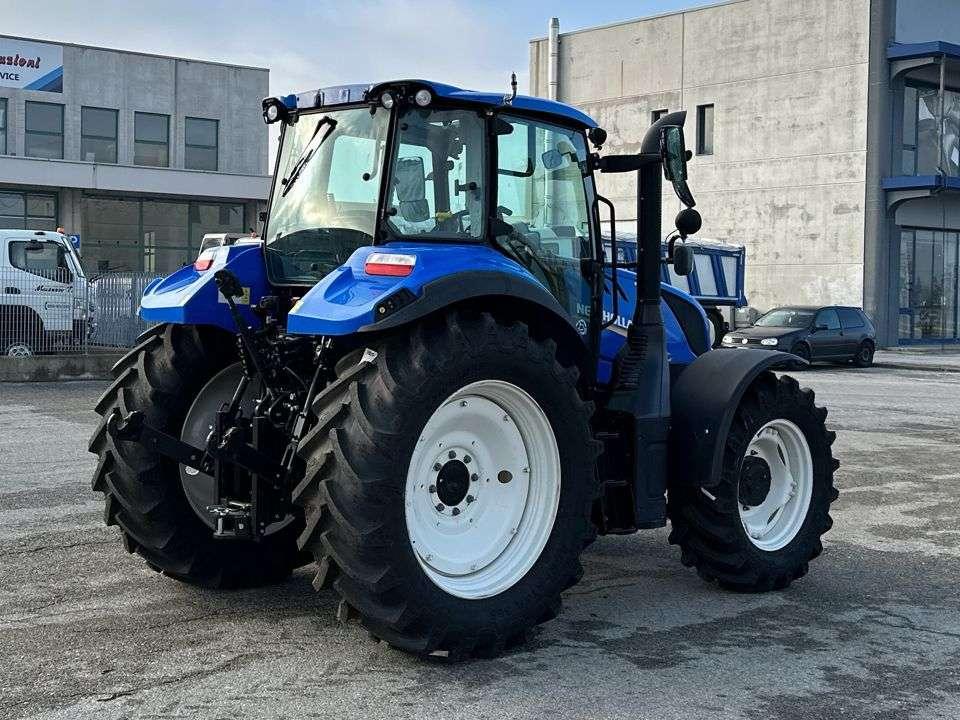 New Holland T5.120 4x4 Foto 18