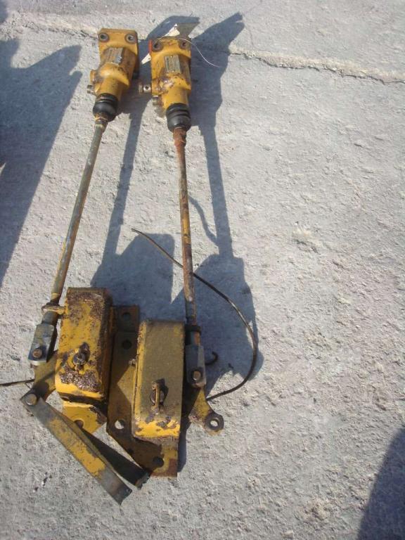 POMPETTE PER DISTACCO FRIZIONI para DOZER FL20 - FD20 Foto 2