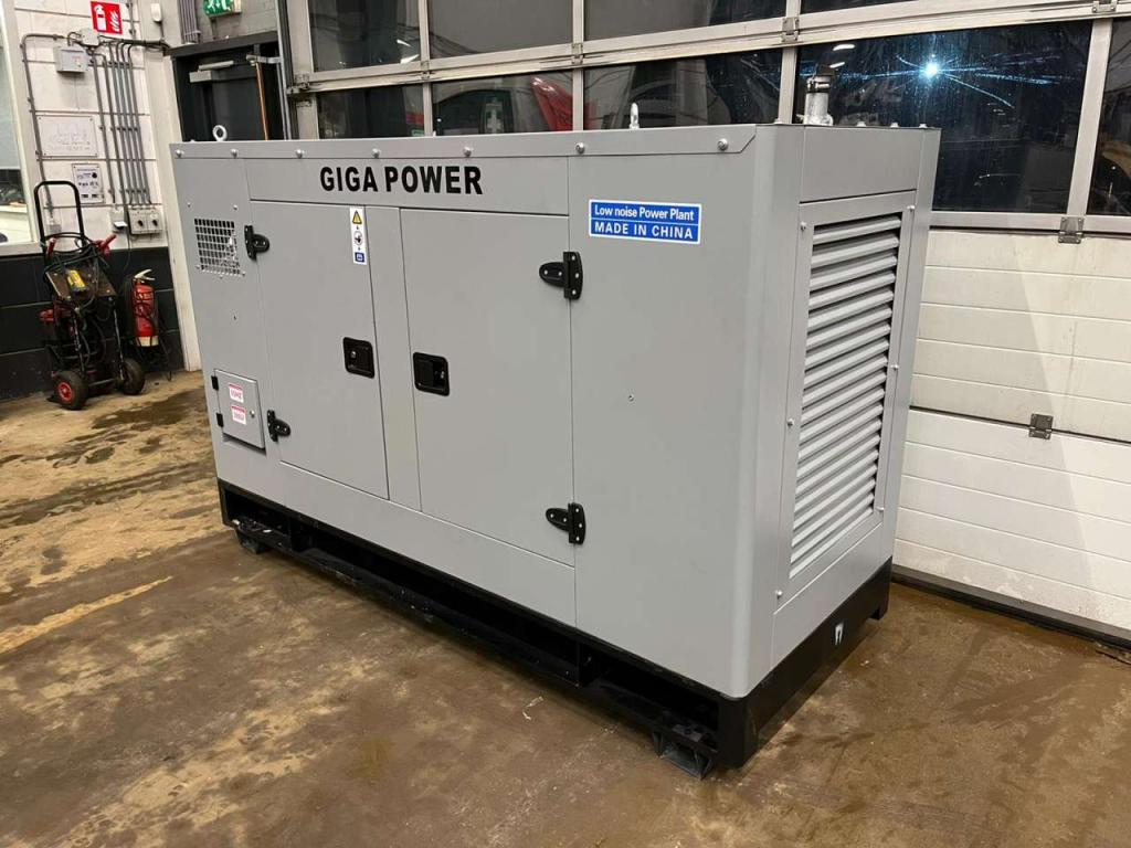 Giga Power LT-W30GF 37.5KVA silent set Foto 6