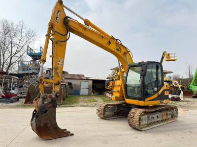 JCB JZ 140 vendida por Gruppo Movimento Terra Srl