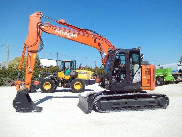 Hitachi ZX135US-6 Foto 11