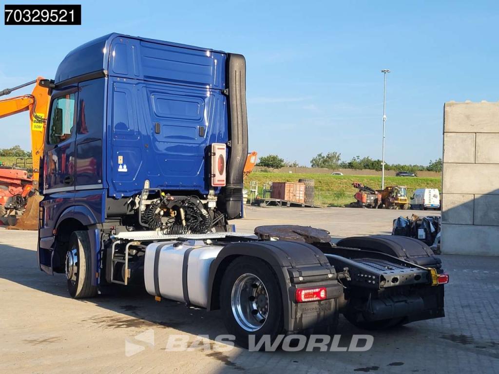 Mercedes-Benz Actros 1946 4X2 Retarder Standklima ACC Navi PTO Alcoa's Foto 2